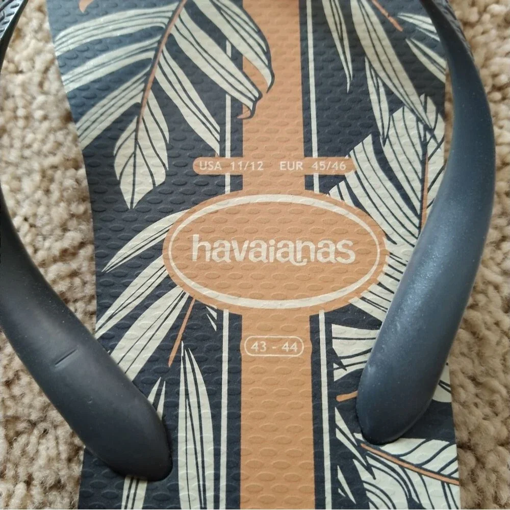 NWOT Havaianas Aloha Flip Flops